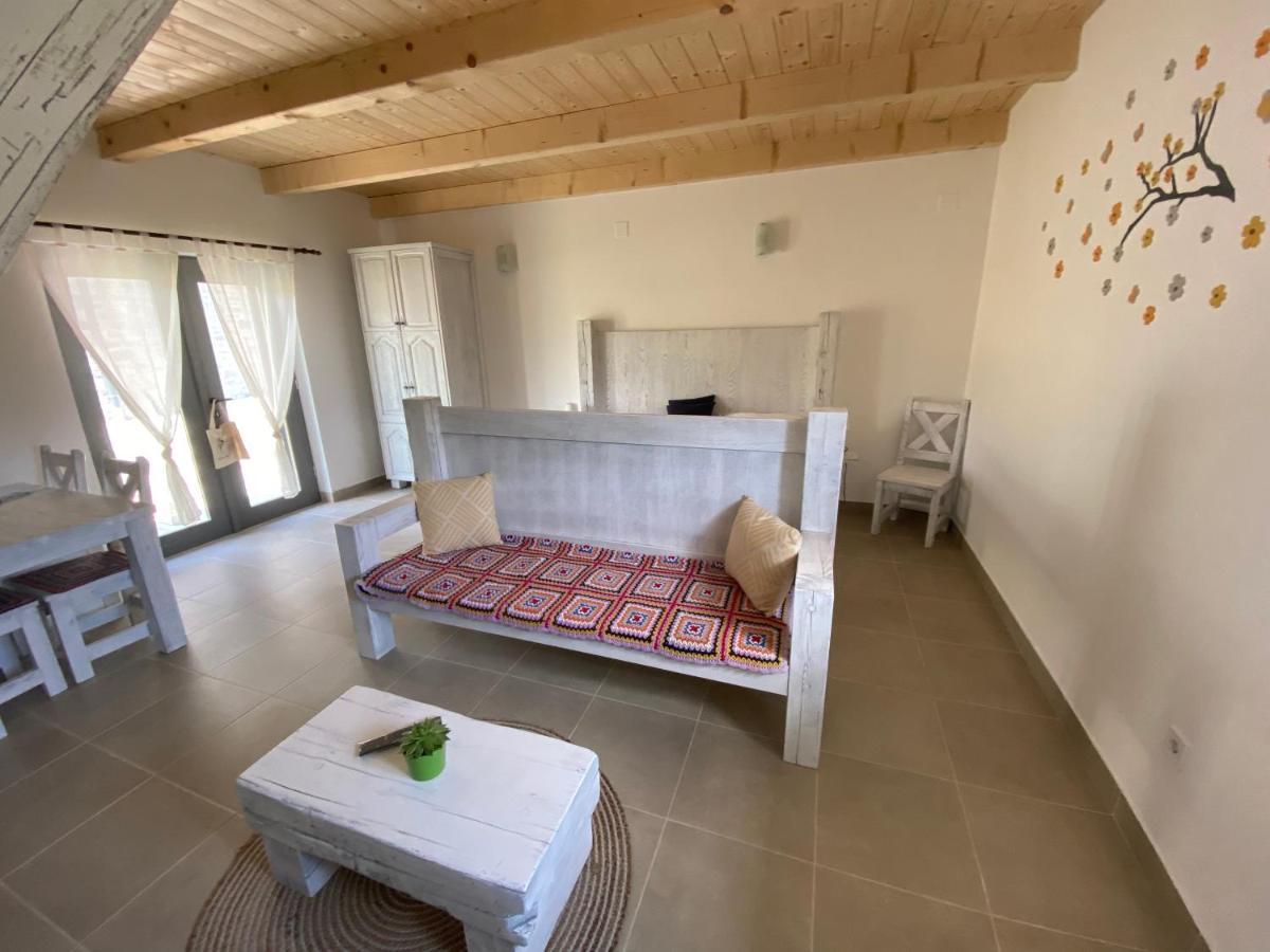 Apartment I&m